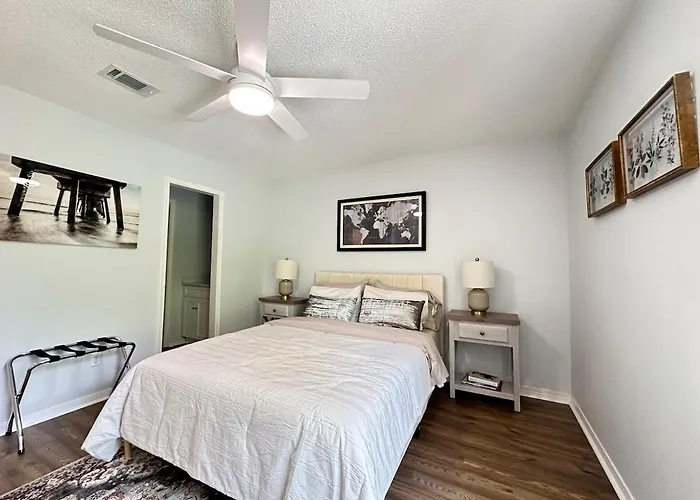 Apartment Emerald Coast Vacation Getaway Pensacola
